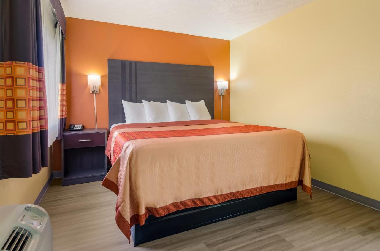 Americas Best Value Inn & Suites Independence Va Экстерьер фото